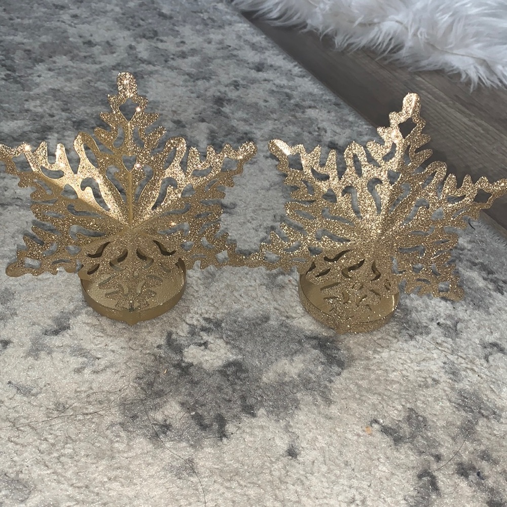 BNWT snowflake tea light holders